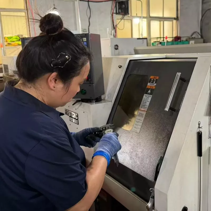 De ce cumpărătorii industriali preferă prelucrarea metalelor unică?